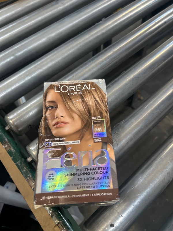 Photo 1 of L'Oreal Paris Feria Multi-Faceted Shimmering Permanent Hair Color, B61 Downtown Brown (Hi-Lift Cool Brown), Pack of 1 Hair Dye Kit