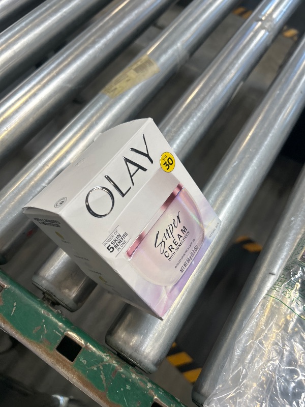 Photo 1 of Olay Super Cream with Sunscreen SPF 30, Lightweight Face Moisturizer with Sun Protection, 5-in-1 Skin Care Benefits - Hydrating, Brightening, Firming - Niacinamide, Vitamin C, Collagen Peptide, 1.7 oz
