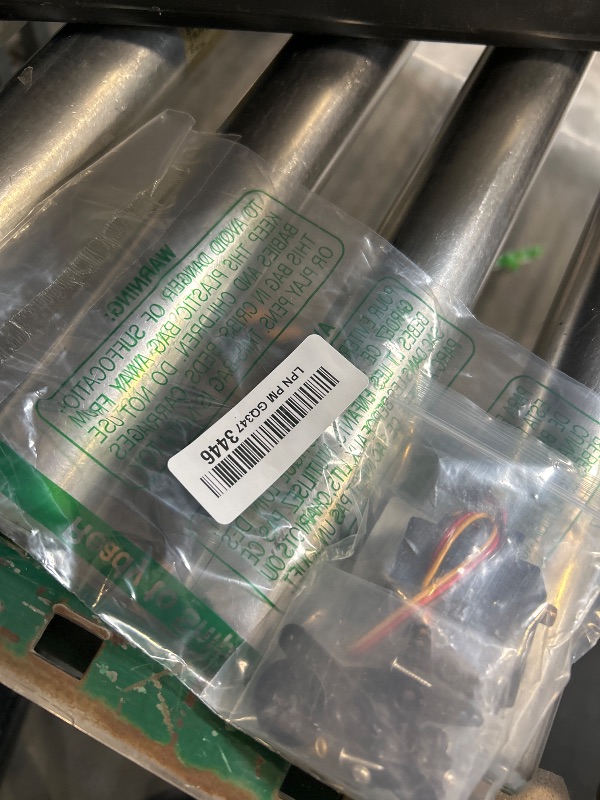 Photo 1 of ANNIMOS 45KG High Torque Servo 8.4V Coreless RC Steering Servo Motors Stainless Steel Gear Low Profile Waterproof for 1/8 1/10 1/12 Scale Cars DIY Robotic - 180 Degree