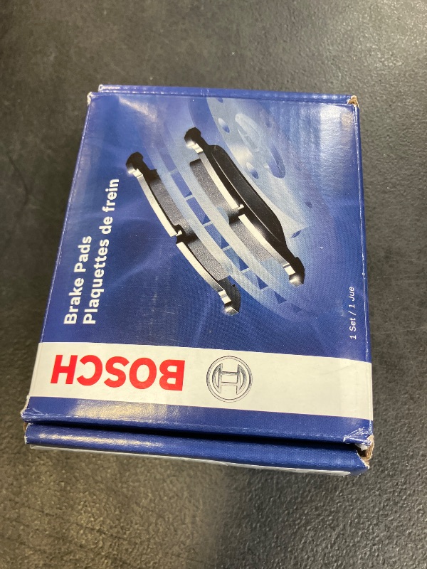 Photo 1 of BOSCH BE1336H Blue Ceramic Disc Brake Pad Set with Hardware - Compatible with Dodge Journey; Honda Accord; REAR