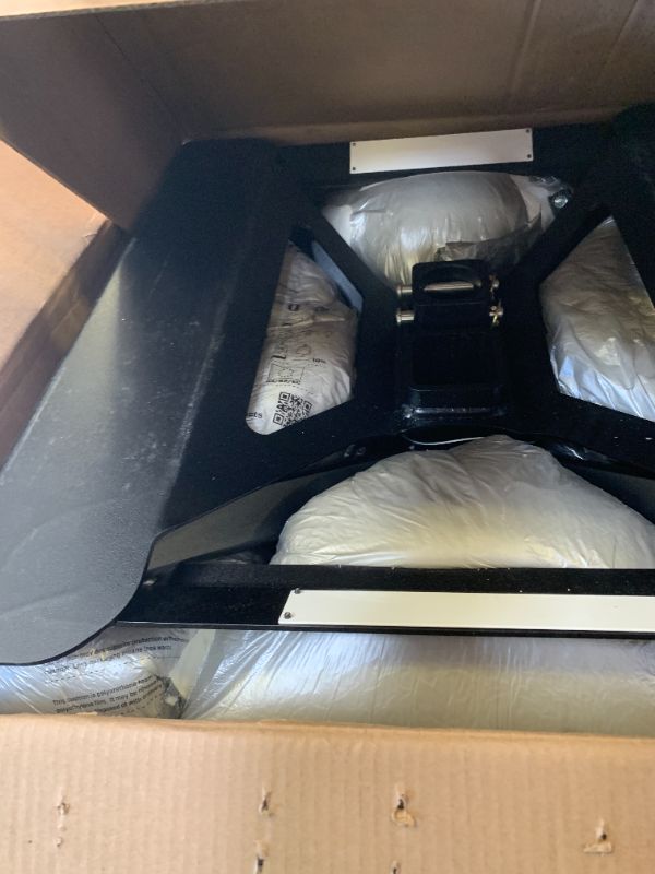 Photo 1 of 5th wheel hitch black
