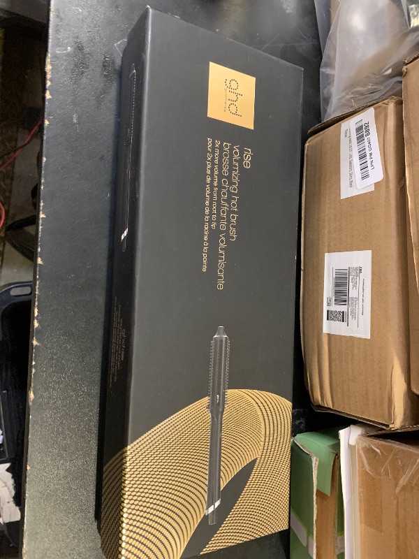 Photo 1 of ghd Rise Volumizing Hot Hair Brush - Professional 1.25” Hot Brush for Dry Hair with Maximum Root Lift, 2x Volume, 365ºF Safe Styling Temperature Technology and Auto Sleep Mode - Black