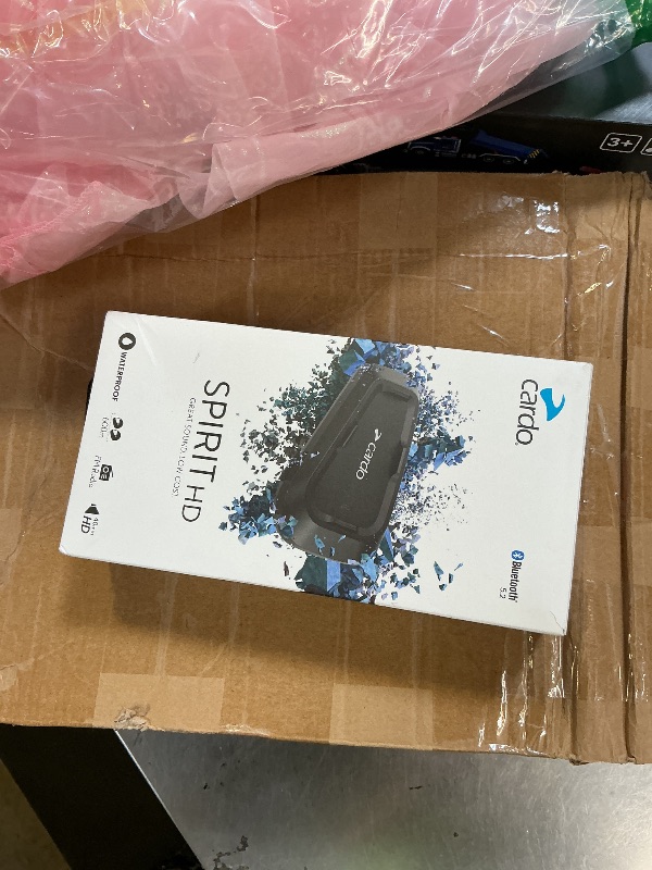 Photo 1 of Cardo Systems Spirit HD Motorcycle Bluetooth Communication Headset, 2-Way Bluetooth, Thin 40mm Speakers, Waterproof, Universal Connectivity - Single Pack
