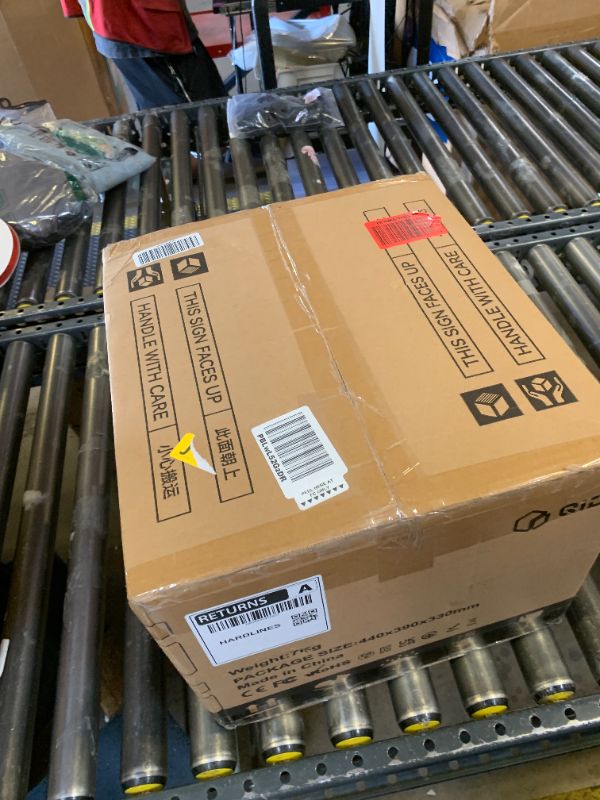 Photo 1 of QIDI Box Multi-Color 3D Printing System for QIDI Q2/Q2C 3D Printer, Active Drying (65°C), NFC Intelligent Recognition and Filament Auto-Reload, Double Hardened Steel Gear for PLA/PETG/ABS/CF/GF/PA/PC