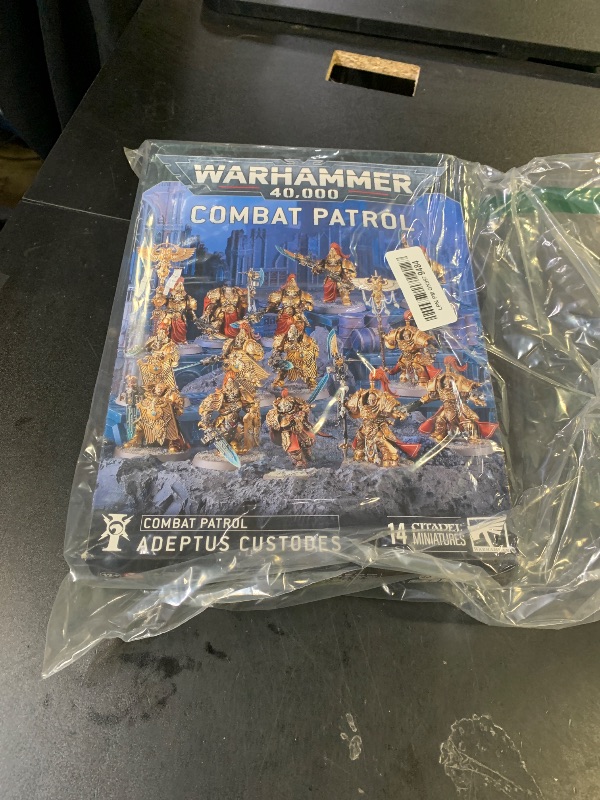 Photo 1 of Warhammer Games Workshop 40,000 - Combat Patrol: Adeptus Custodes (2024 Edition)