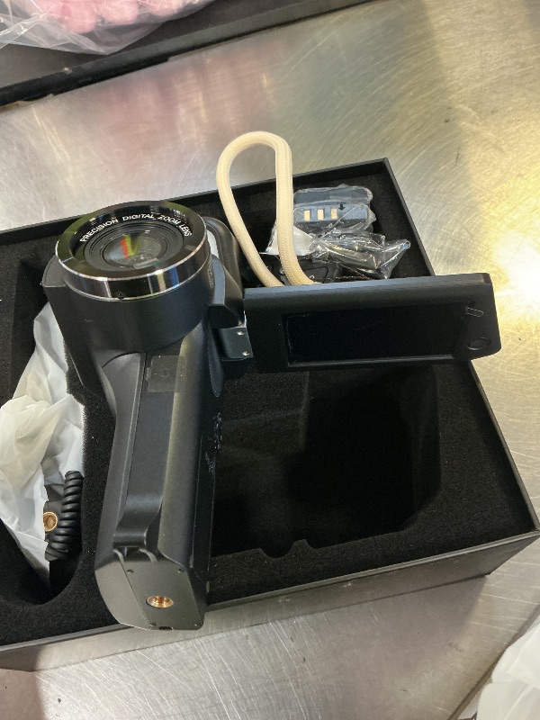 Photo 1 of Yatao UHD2K-8K Video Camcorder, 48/75MP Vlogging Camera for YouTube - Dual-View Recording, 16X Zoom, WiFi & Flip Screen - Perfect for Beginners, Live Streaming, and Content Creation