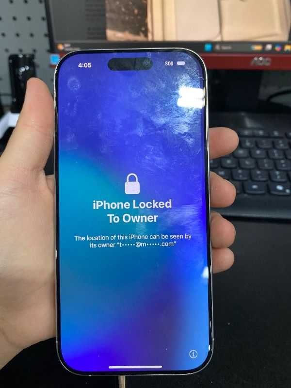 Photo 1 of ICLOUD -LOCKED..SEE PICTURES............................Apple iPhone 16 Pro, US Version, 256GB, White Titanium - (Renewed Premium) LOCKED