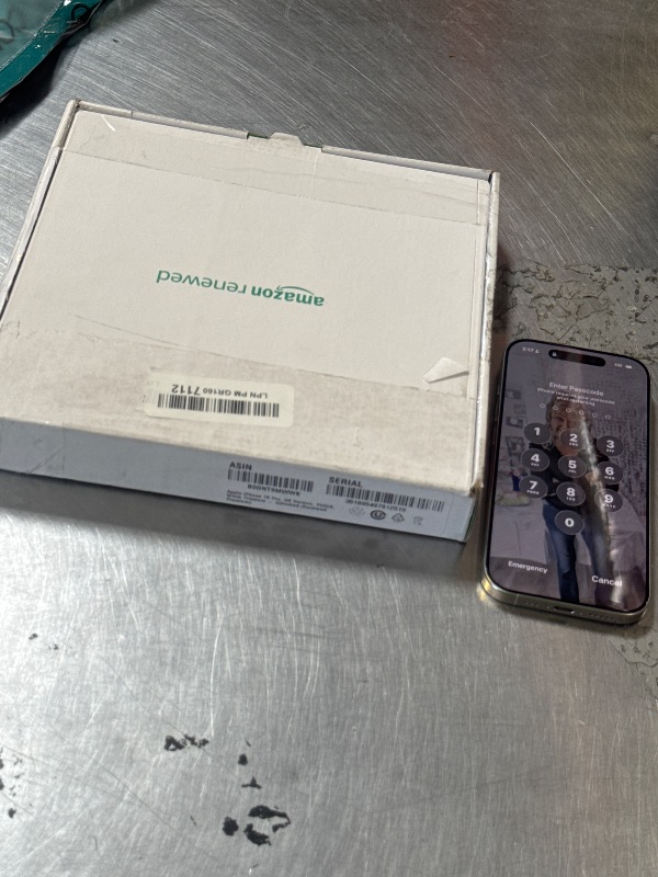 Photo 1 of Apple iPhone 16 Pro, US Version, 256GB, White Titanium - Unlocked (Renewed Premium) Locked