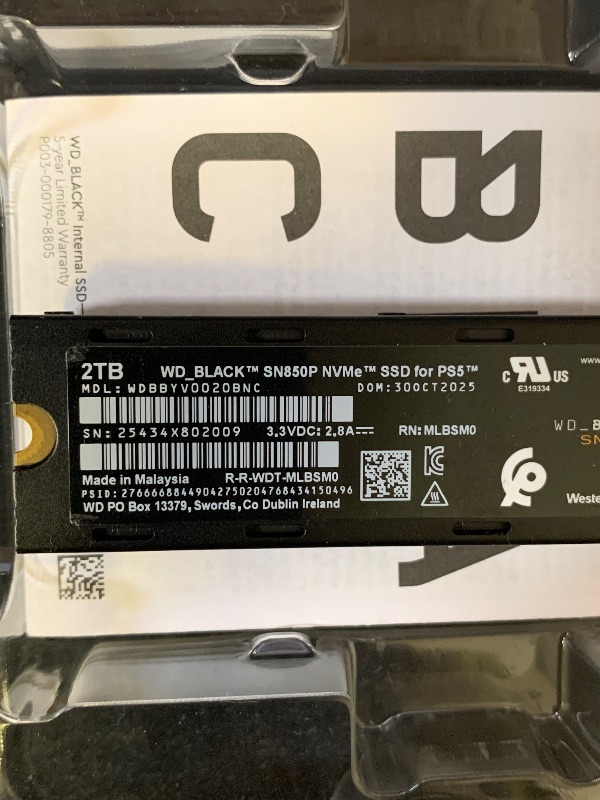 Photo 1 of WD_BLACK 2TB SN850P NVMe M.2 SSD Officially Licensed Storage Expansion for PS5 Consoles, up to 7,300MB/s, with heatsink - WDBBYV0020BNC-WRSN