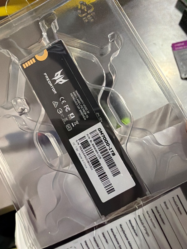 Photo 1 of Predator M.2 SSD 1TB GM7000 with DRAM cache NVMe 1.4 2280 PCIe Gen4×4 Ultra high speed (maximum read: 7400MB/s, max write: 6700MB/s) 3D NAND TLC Internal SSD Compatible with PS5 Pro - BL.9BWWR.105