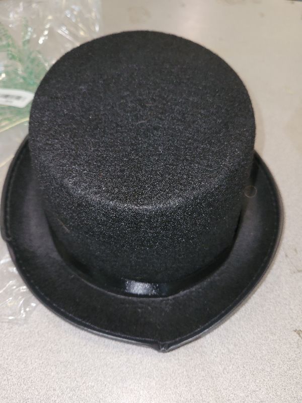 Photo 1 of Gentlemans Black Felt Top Hat Costume Accessory