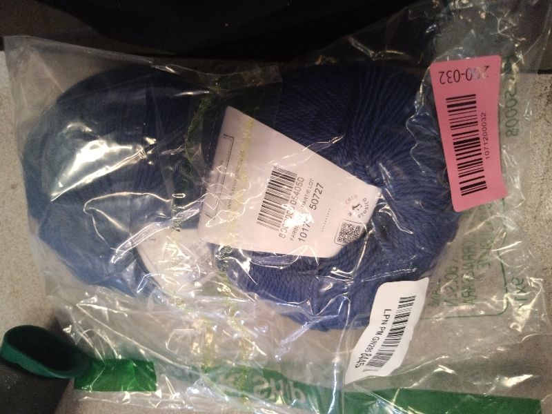 Photo 1 of 2-Pack Cashmere and Extra-fine Merino Wool Luxury Yarns for Hand Knitting and Crocheting, Made in Italy, 3.6 oz / 436 yd (Blue - 10175, 2)