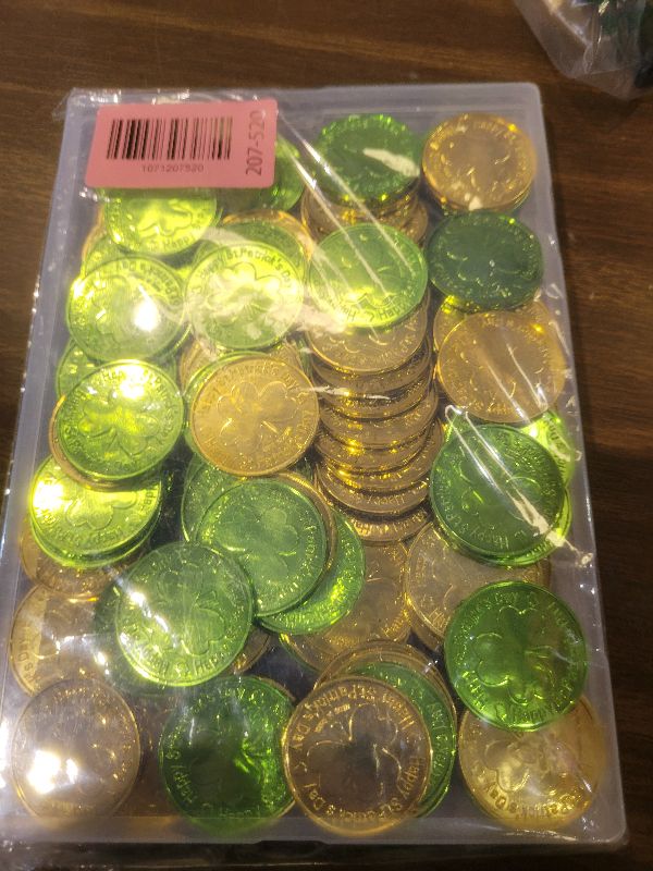 View 2 of 120 PCS St. Patrick's Day Coins Green and Gold Coins Shamrock Plastic Coin Lucky Coins St. Patrick's Day Decoration Irish Themed Party Favors