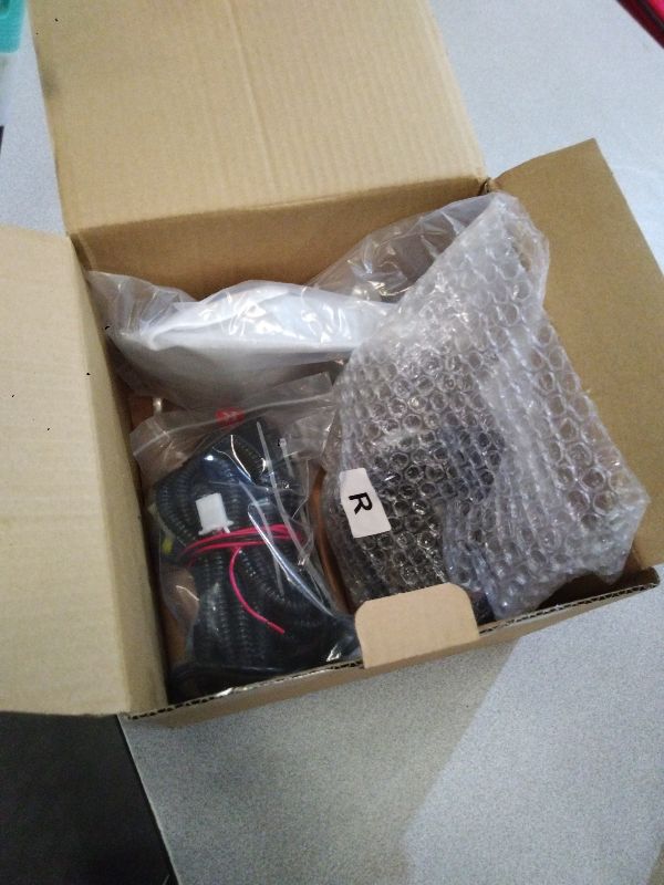 Photo 1 of 1 WILD BEAR Fog Lights Fit For 2011-2017 Compass Fog Lamps With Switch and Wiring Kit (Right Side)