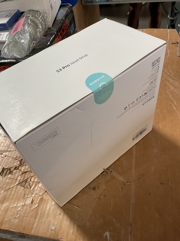 Photo 1 of ***LIKE NEW/OPEN BOX***
BOBOVR S3 Pro Battery Strap Accessories,Head Air Cooling System and 10000mah Hot-swappable Battery Pack,Compatible with Meta Quest 3/Quest 3S