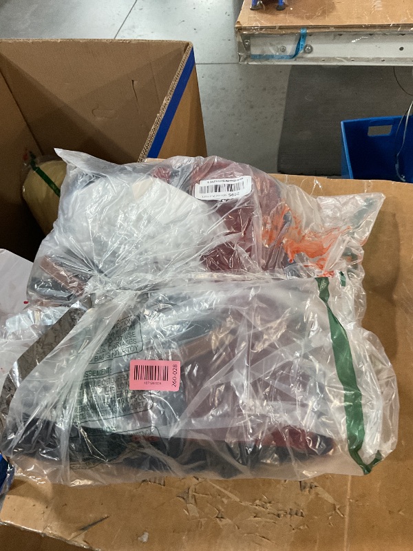 View 2 of *** package is damaged, but not product**Molithe 100% Wool Blanket, 62" x 86", Warm, Thick, Washable, Military Wool Blanket, Great for Camping, Outdoors, Sporting Events, Survival Kits