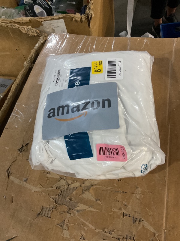 View 2 of ** package is damaged, but product is fine **
Bedsure White Oversized King Duvet Cover - 3 Pieces Prewashed Cotton-Like Extra Soft Bedding Set, Includes 1 Duvet Cover 120x98 Inches with Zipper Closure & 2 Pillow Shams, Comforter Not Included