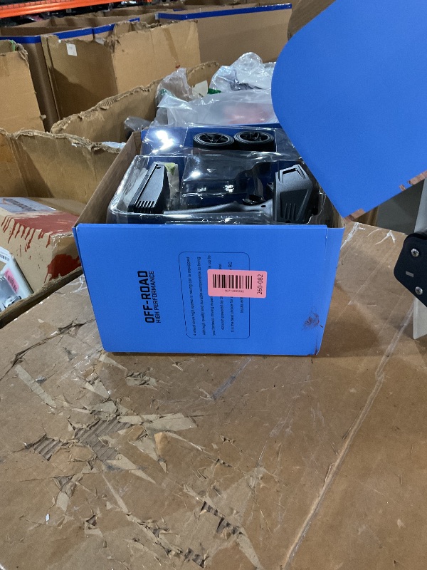 View 3 of ** package is damaged, but product is fine **
1:18 Fast RC Car 40 KM/H High Speed 4WD Remote Control Monster Truck 4X4 Off Road All Terrain with 2 Batteries/2 PVC Shell Pickup, 2.4GHz Remote Control, Ideal Gifts for Christmas/Happy New Year