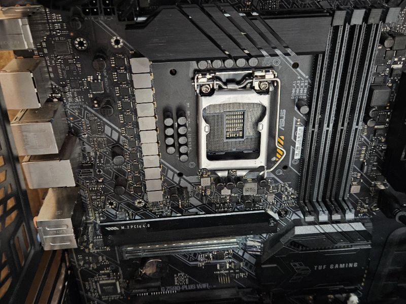 Photo 1 of **STOCK PHOTO FOR REFERENCE, for parts  MISSING RAM AND M.2**
ZOTAC MEK Gaming PC Desktop, NVIDIA GeForce RTX 5090 32GB GDDR7, AMD Ryzen 7 9700X Up to 5.5GHz, 32GB DDR5, 2TB NVMe SSD, 1200W 80+ Gold PSU, WiFi 7, Windows 11 Pro