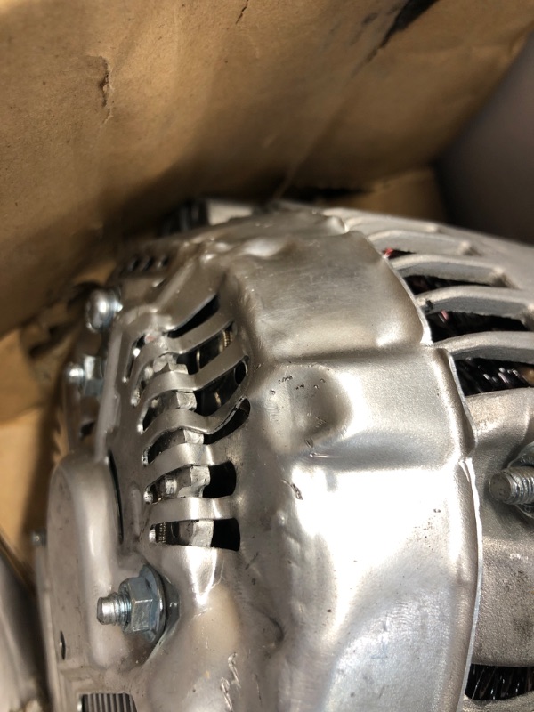 Photo 1 of ***Dented housing*** Alternator Replacement New for 98-03 Toyota Sienna 3.0 V6, 1998 2000 2001 2002 2003 98 99 00 01 02 03 270600A030 AND0181 40052051 27060-0A040 27060-0A040-84 27060-20090 27060-20090-84 101211-7670