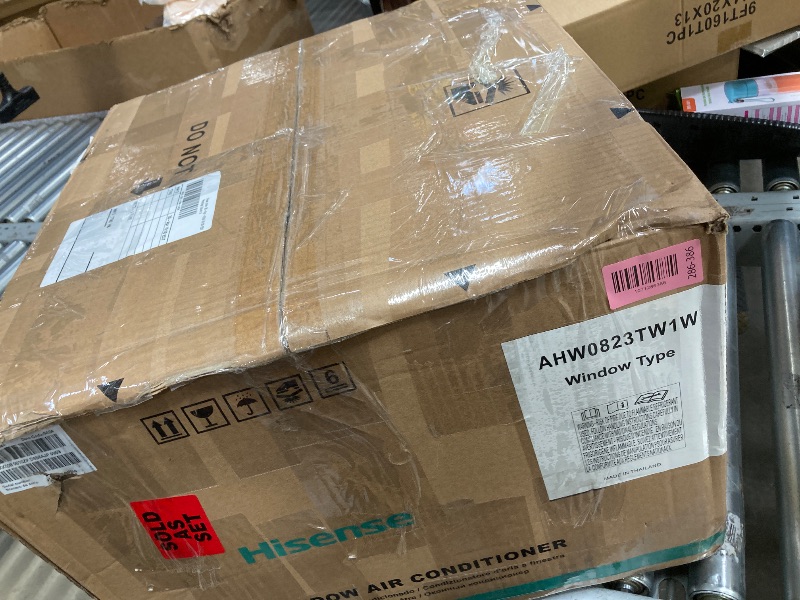 Photo 1 of *Used/Dirty* Hisense 8,000 BTU Smart Window Inverter Air Conditioner with Quiet, High Efficiency Operation and Wi-fi Control, 115V, Window AC Unit for Apartment, Bedroom, Medium Rooms up to 350 Sq. Ft. in White