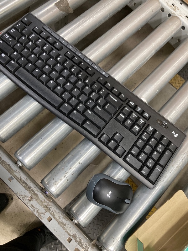 Photo 1 of *Mouse usb missing* Logitech MK270 Wireless Keyboard and Mouse Combo for Windows, 2.4 GHz Wireless, Compact Mouse, 8 Multimedia and Shortcut Keys, 2-Year Battery Life, for PC, Laptop - Black