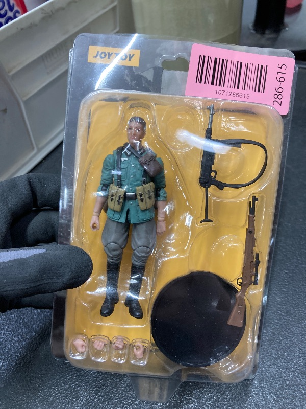 Photo 1 of *Hat missing* JOYTOY 1/18 Action Figure WWII Wehrmacht Military Model 4inch Collectible Action Figures Kits