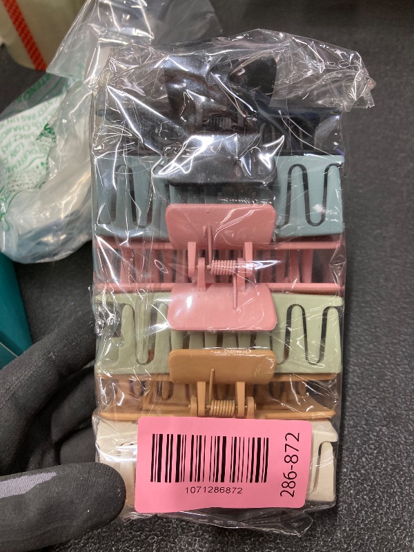 Photo 1 of *Green clip damaged* 3.5 Inch Square Hair Clips for Women 6 Pack Hair Claw Clips Medium Claw Clips for Thick Thin Hair Rectangle Banana Jaw Hair Accessories for Women Girls -Basic