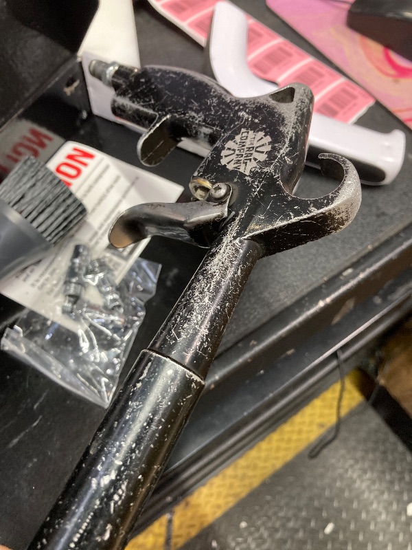 Photo 1 of **VERY USED***The Rag Company - The Ultra Air Blaster (Version 2) – Lift and Blast Dirt and Debris Away for Interior Detailing; Durable and Ergonomic Metal Design; Trigger Operated