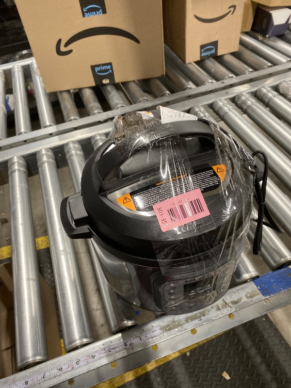 Photo 1 of ****Parts only****
Instant Pot Duo 7-in-1 Mini Electric Pressure Cooker, Slow Rice Cooker, Steamer, Sauté, Yogurt Maker, Warmer & Sterilizer, Includes Free App with over 1900 Recipes, Stainless Steel, 3 Quart