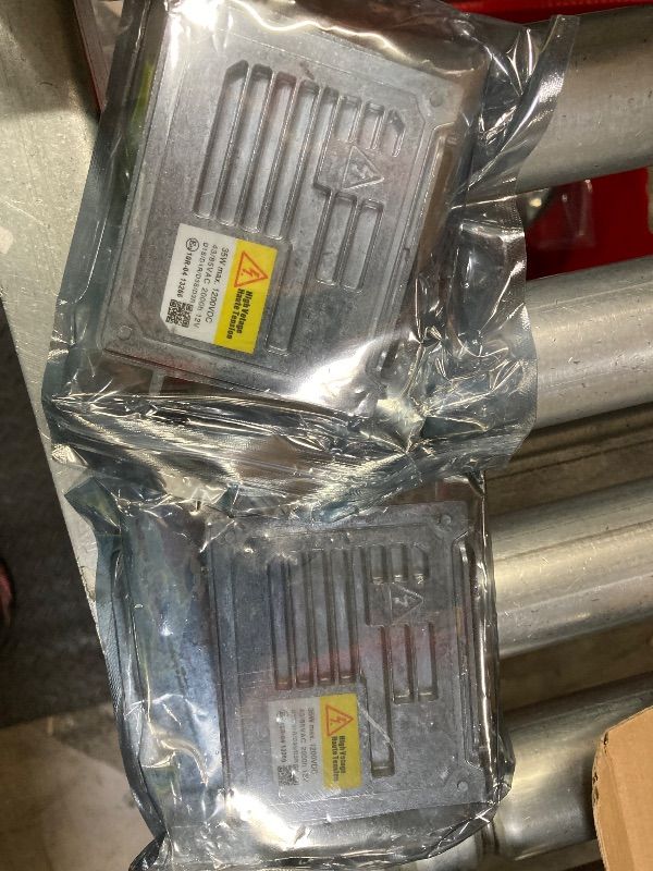 Photo 1 of ***SET OF 2****Headlight Control Module, Ballast Headlight Modul, Xenon HID Ballast, Compatible for Jeep Grand Cherokee 2014?2020 Replace LR014114 89089352  EST VALUE 59.99