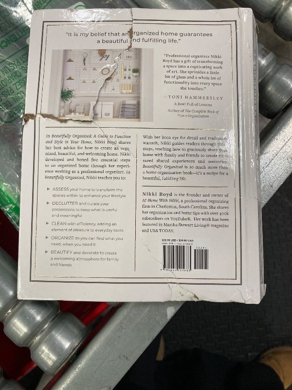 Photo 1 of ***BROKEN BINDER***Beautifully Organized: A Guide to Function and Style in Your Home***BROKEN BINDER***