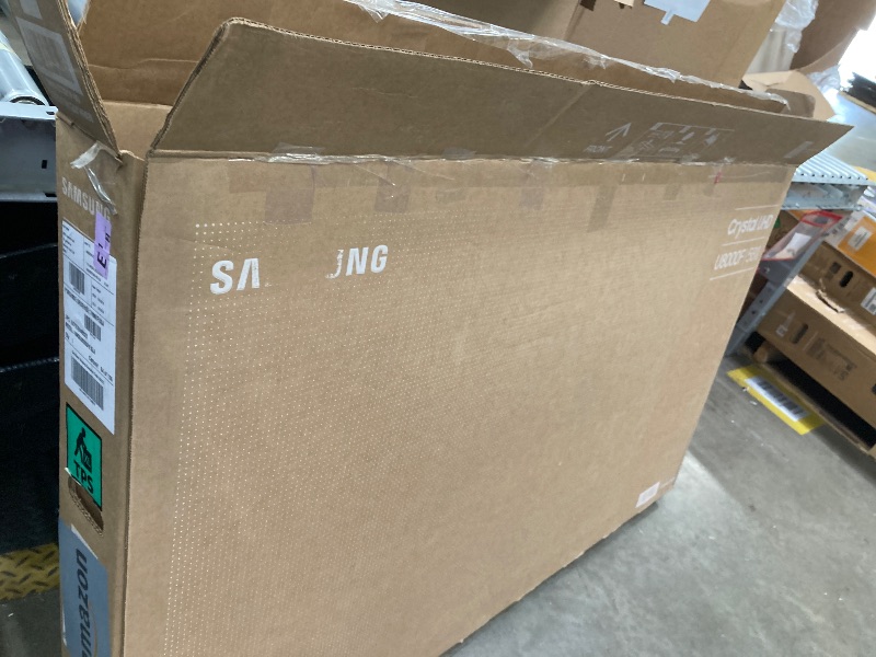 Photo 1 of ****NO RETURN/NO REFUND****
Samsung 58-Inch Class Crystal UHD U8000F 4K Smart TV (2025 Model) Endless Free Content, Crystal Processor 4K, MetalStream Design, Knox Security, Alexa Built-in