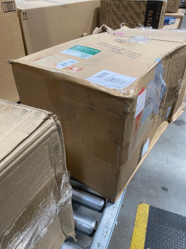 Photo 1 of ***DAMAGED -SELLING AS IS *** Nuwave Brio Plus 8 Qt Air Fryer, PFAS Free, New & Improved, Digital Touch Screen, Cool White Display, 50°F~400°F in Precise 5°, 5 Cook Functions, 100 Presets & 50 Memory, 3 Wattages 700, 1500, 1800