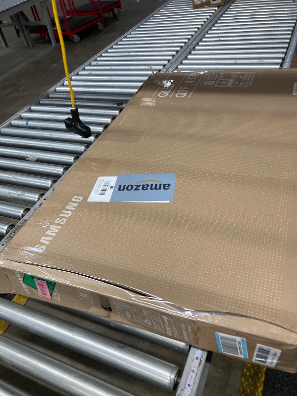 Photo 1 of **NO REFUNDS, NO RETURNS **Samsung 43-Inch Class QLED Q7F Series Samsung Vision AI Smart TV (2025 Model, 43Q7F) Quantum HDR, Object Tracking Sound Lite, Q4 AI Gen1 Processor, 4K upscaling, Gaming Hub, Alexa Built-in