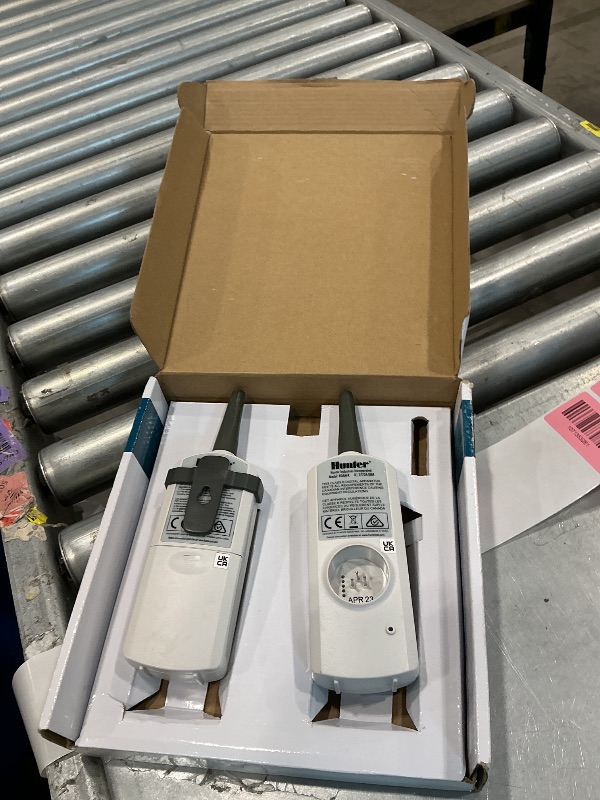 Photo 1 of [MISSING PARTS] Hunter ROAM-KIT Sprinkler Remote for Hunter Irrigation Controllers