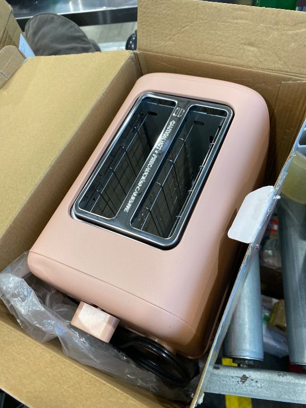 Photo 1 of **UNTESTED**
bella 2 Slice Toaster, 6 Setting Shade Control w Reheat, Cancel, Bagel & Defrost Buttons, Removable Crumb Tray, Anti Jam & Auto Shutoff, Auto Centering Guides & Cord Wrap, 900 Watt, Blossom