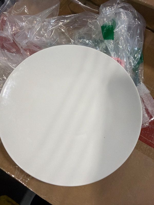 Photo 1 of **Similar item**
Corelle Vitrelle 6.75" Salad Appetizer Plate Set, Triple Layer Glass and Chip Resistant, Lightweight Round Plates, 1-Piece Winter Frost White