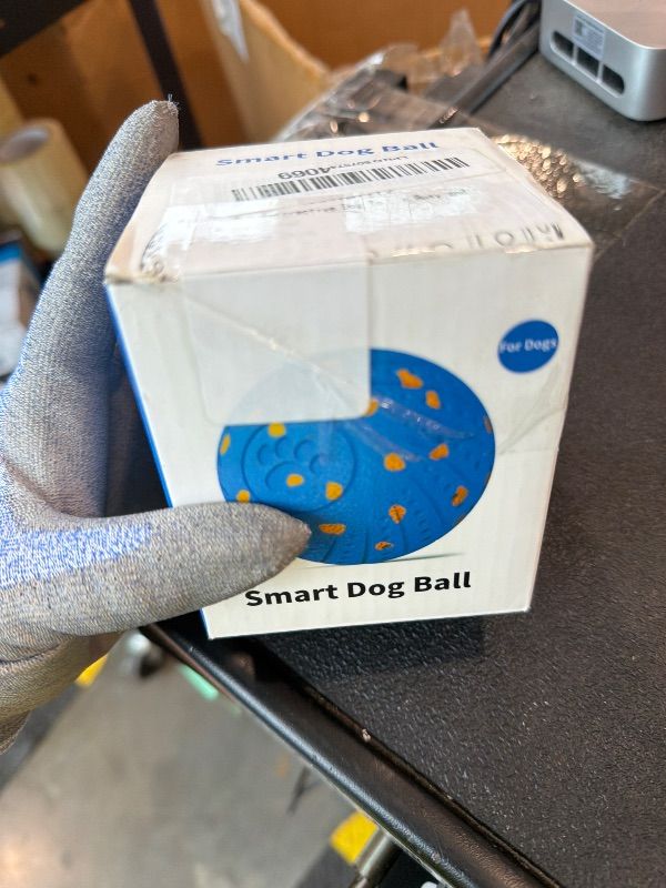 Photo 1 of **UNTESTED**
Affiuya Interactive Dog Toy Ball with Remote: Automatic Bouncing, Vibration and Jumping Action Interactive Toy, Durable Duraspin for Aggressive Chewers, Rechargeable, for Indoor & Outdoor Use Orange.