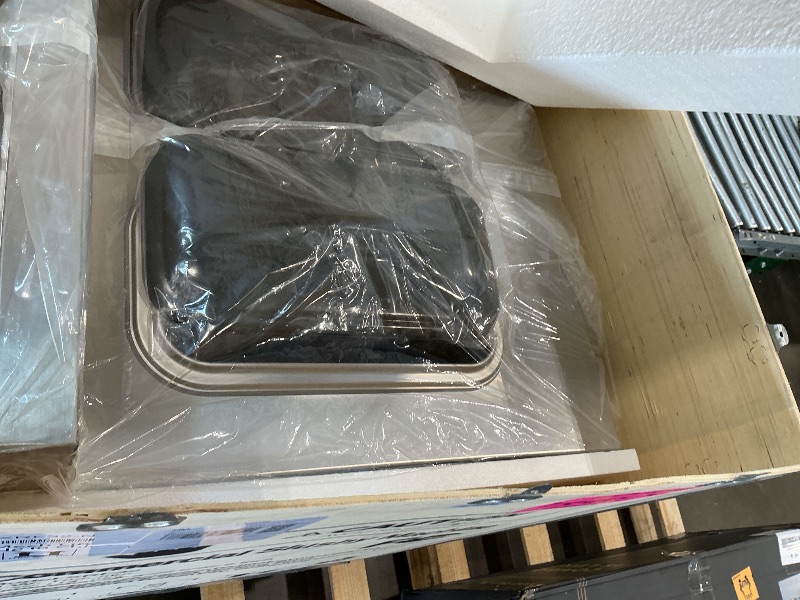 Photo 1 of ***UPDATED 5/30*** Slushy Machine Dual Tank 18 Minute First Batch 6.4 Gals Capacity Slushie Machine 6-9.5 Gallons Per Hour High Output 1800W Margarita Machine for Bars Restaurants Pool Party Catering Events Business CRATE JUST OPEN FOR PROCESS BRAND NEW I