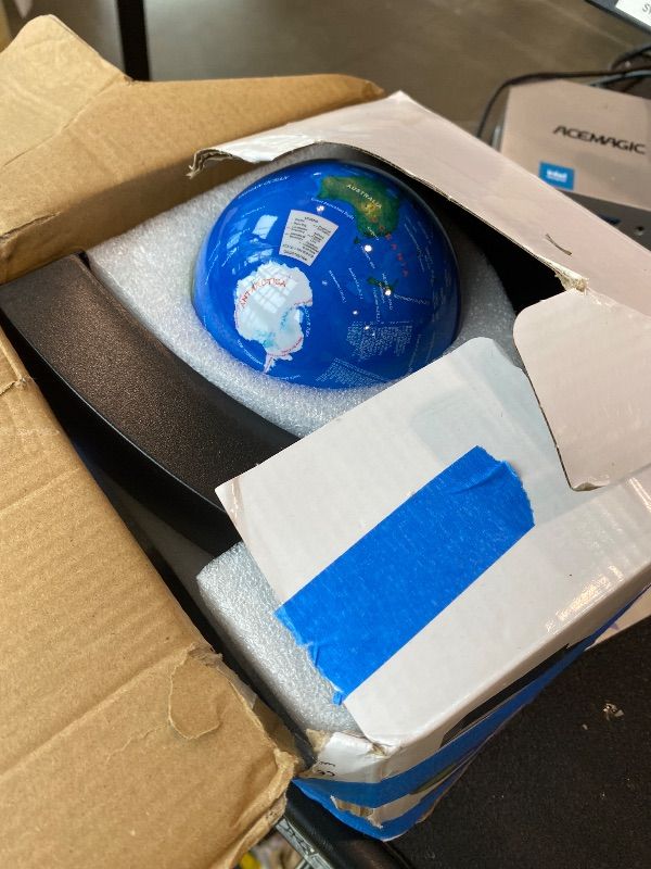 Photo 1 of **UNTESTED**
Poojaed Magnetic Levitating Floating Globe with LED Lights, Cool Tech Gadgets Gifts World Globe Lamp for Men Father Teenage Boys Girls, Birthday Gifts Office Home Desk Decor Display