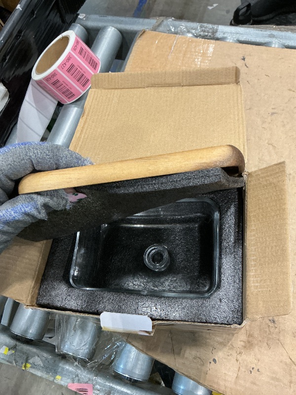 Photo 1 of 1 Pack Rectangular Wooden Cake Stand with Glass Dome,Small Cake Plate Holder with Clear Glass Bell,Cake Display Server Tray for Kitchen,Birthday Parties,Weddings,Baking Gifts (4.6 x 7in)