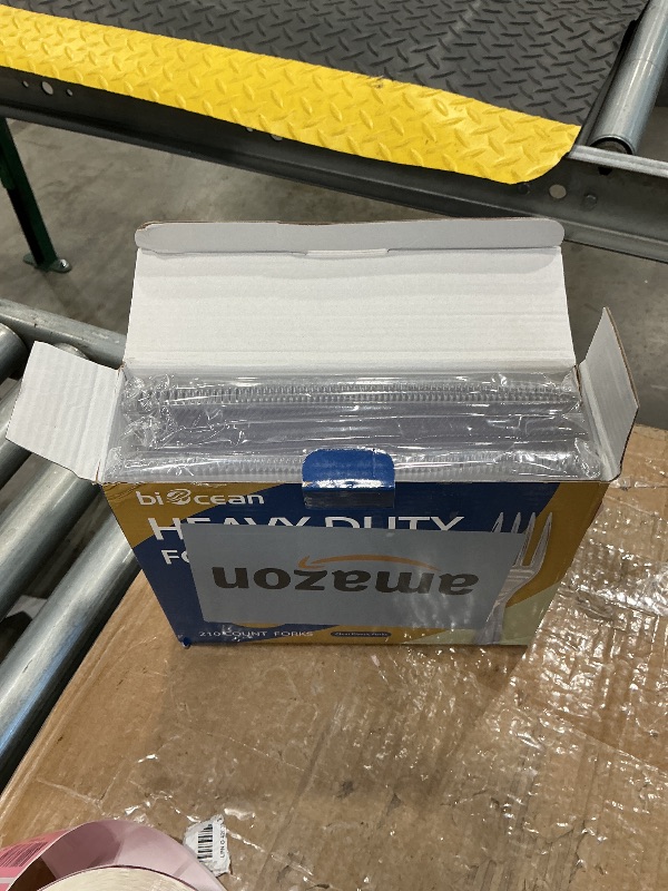 Photo 1 of [210 Count] Clear Plastic Utensils Disposable 210 Forks Silverware Bulk Forks Bulk Heat Resistant Heavy Duty Silverware