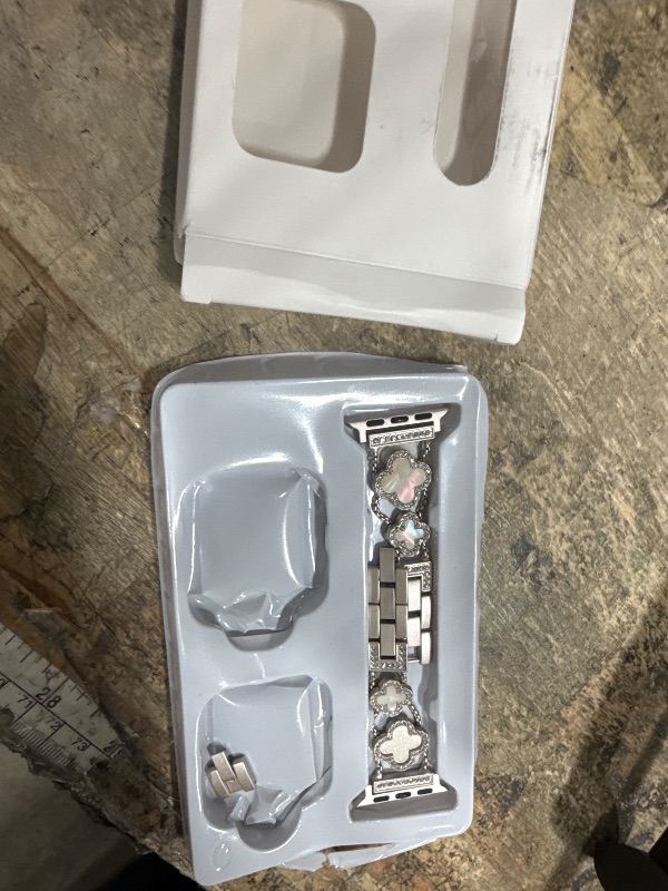 Photo 1 of **SEE NOTES***DMVEIMAL Metal Band and Case for Apple Watch 40mm