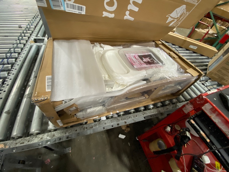Photo 1 of **Parts Only** Graco EveryStep 6-in-1 Slim High Chair