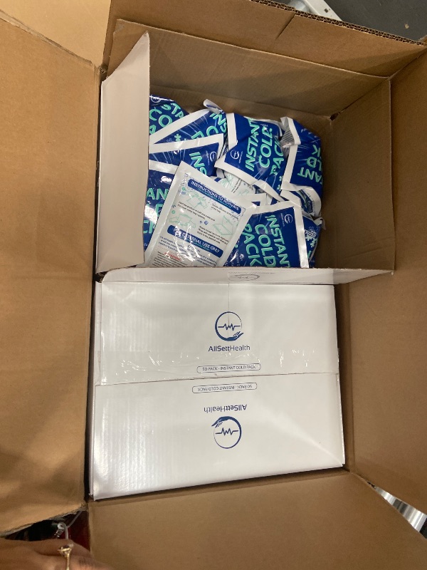 Photo 1 of 100 Pack Instant Ice Packs for Injuries, Disposable First Aid Cold Packs