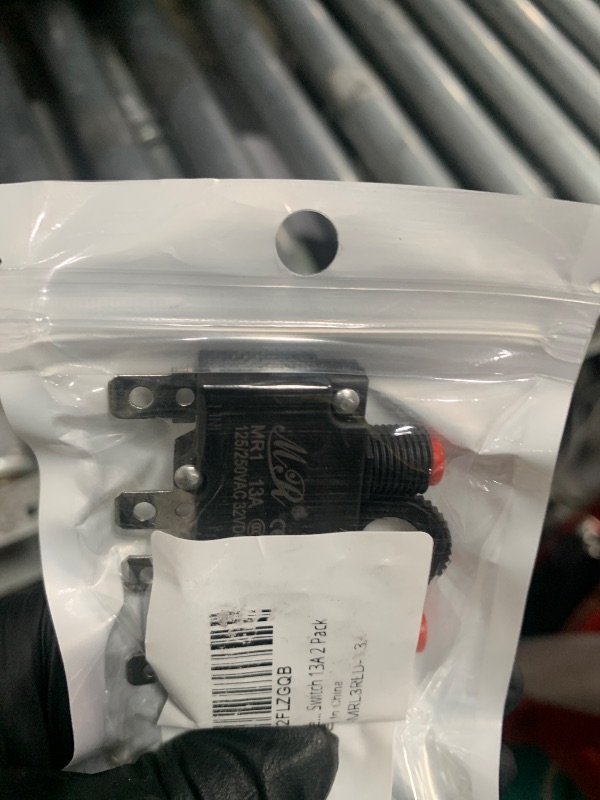 Photo 1 of 13 amps switch1071460354