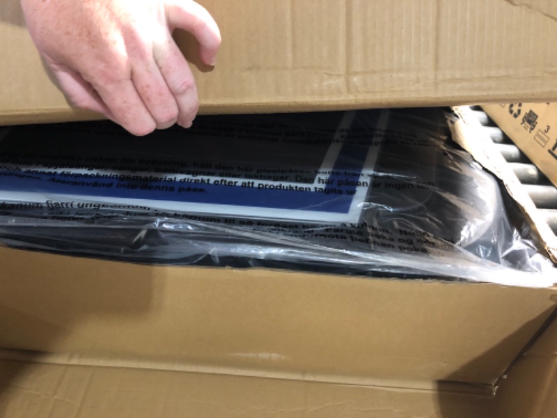 Photo 1 of ***MISSING PARTS***
Lifetime Portable Basketball Hoop 90114 44-inch Polycarbonate Backboard System