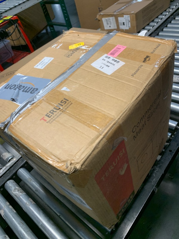 Photo 1 of **UNKNOWN IF ANY DAMAGE**TERUISI Meat Cutter Machine, 850W Commercial Meat Slicer with Side Vegetable Slicing & Shredding, 3-In-1 Electric Food Slicer for Slices Cubes Minces, 550LBS/H, 110V (Slice Thickness: 3.5mm)