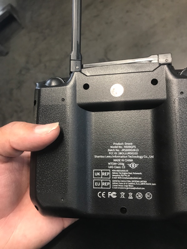 Photo 1 of ***PARTS ONLY***
GPS Drone with EIS Camera 4.5" LCD Screen on Controller, FPV Drones Al Track&Orbit Mode with Professional with Auto Return Follow Me for Adult Beginner, GPS Brushless Drone Long Range Circle Fly,Under 249g